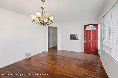 6958 Williams Rd, Lansing, MI 48911 photo 4