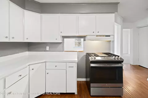 6958 Williams Rd, Lansing, MI 48911 photo 8