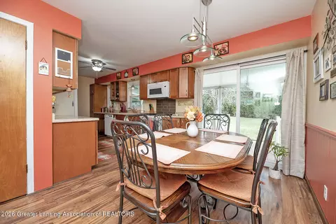 Dining - 12565 Mckouen Dr, Dewitt, MI 48820 photo 2 of 3