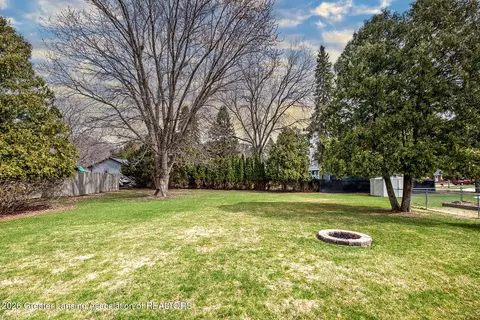 Exterior - 12565 Mckouen Dr, Dewitt, MI 48820 photo 3 of 3