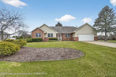 Exterior - 2183 N Burning Tree Cir, Owosso, MI 48867 photo 1 of 6