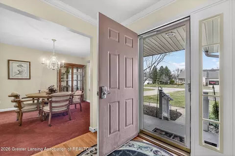 Entry Way - 2183 N Burning Tree Cir, Owosso, MI 48867 photo 1 of 3
