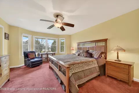 Bedroom - 2183 N Burning Tree Cir, Owosso, MI 48867 photo 2 of 4
