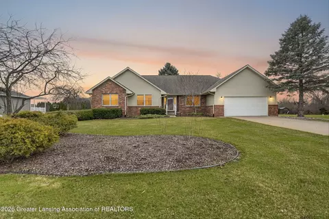 Exterior - 2183 N Burning Tree Cir, Owosso, MI 48867 photo 6 of 6