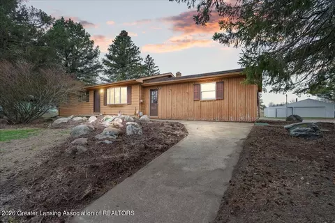 1570 S Williamston Rd, Dansville, MI 48819