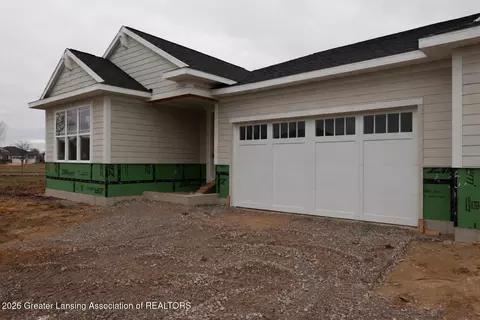 607 Aquila Dr, East Lansing, MI 48823