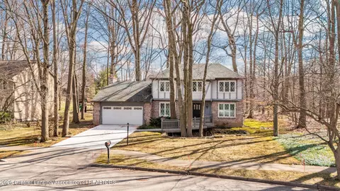 2005 Cimarron Dr, Okemos, MI 48864
