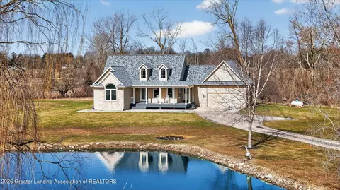 Exterior - 860 Gaiser Rd, Owosso, MI 48867 photo 10 of 12