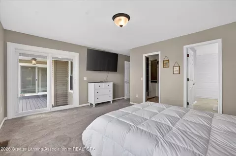 Bedroom - 860 Gaiser Rd, Owosso, MI 48867 photo 3 of 3