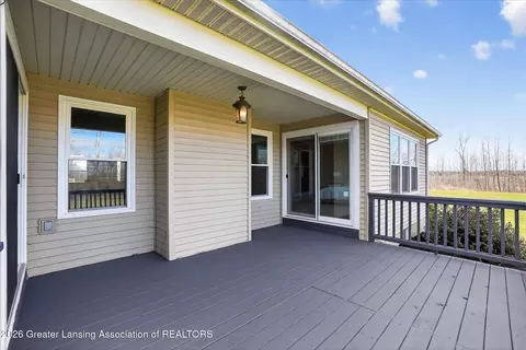 Exterior - 860 Gaiser Rd, Owosso, MI 48867 photo 5 of 12