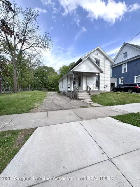 506 N Sycamore St, Lansing, MI 48933