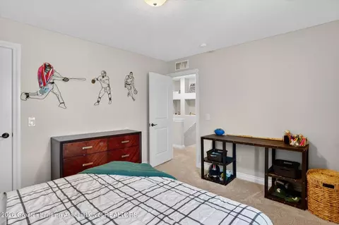 Bedroom - 16777 Cedarbrook Dr, Haslett, MI 48840 photo 7 of 11