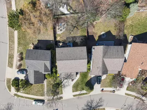 View/Area - 16777 Cedarbrook Dr, Haslett, MI 48840 photo 4 of 11
