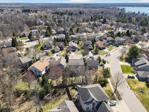 View/Area - 16777 Cedarbrook Dr, Haslett, MI 48840 photo 9 of 11