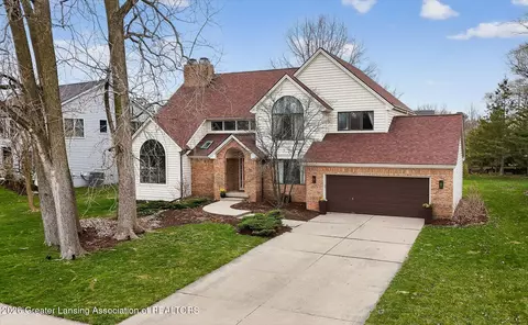 3911 Breckinridge Dr, Okemos, MI 48864