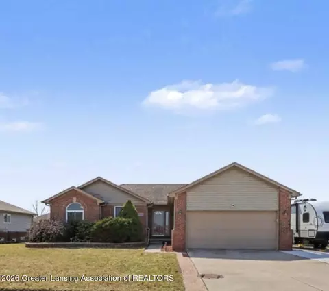 31096 Quail Run Dr, Chesterfield, MI 48047
