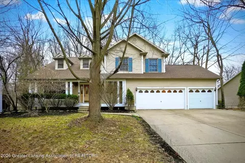 2460 Sanibel Holw, Holt, MI 48842