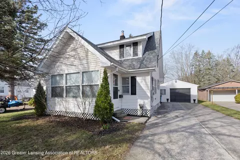 2911 Creston Ave, Lansing, MI 48906