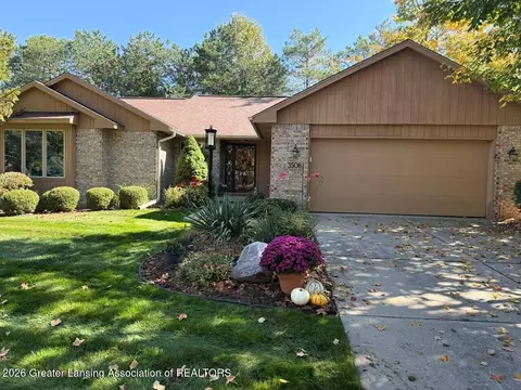 3508 Muirfield Dr #20, Lansing, MI 48911