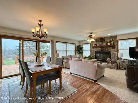 Dining - 4416 N Smith Rd, Dimondale, MI 48821 photo 1 of 2