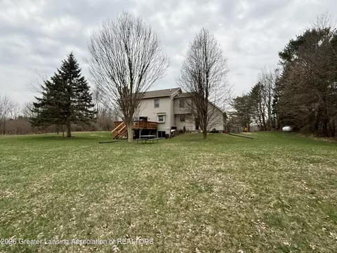 Exterior - 4416 N Smith Rd, Dimondale, MI 48821 photo 5 of 6