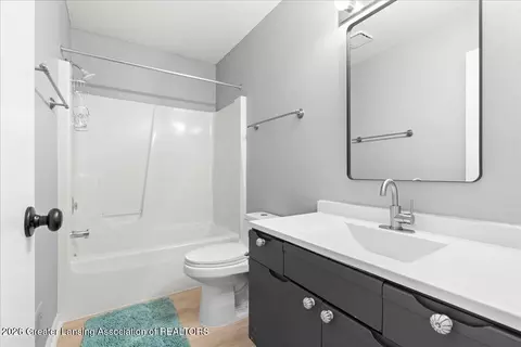 Bath - 12719 Ontonagon Dr, Dewitt, MI 48820 photo 2 of 2