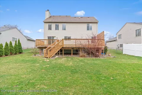 Exterior - 12719 Ontonagon Dr, Dewitt, MI 48820 photo 8 of 9