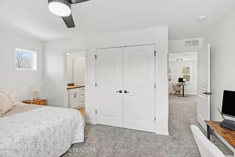 Bedroom - 4125 Harbour Cv, Lansing, MI 48911 photo 6 of 7