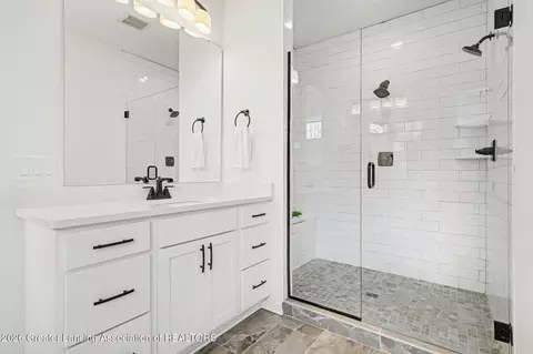 Bath - 4125 Harbour Cv, Lansing, MI 48911 photo 2 of 5