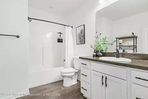 Bath - 4125 Harbour Cv, Lansing, MI 48911 photo 3 of 5