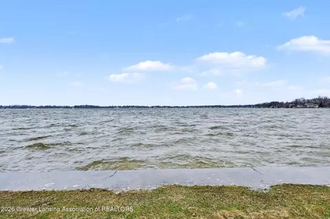View/Area - 6123 Cottage Dr, Haslett, MI 48840 photo 7 of 8