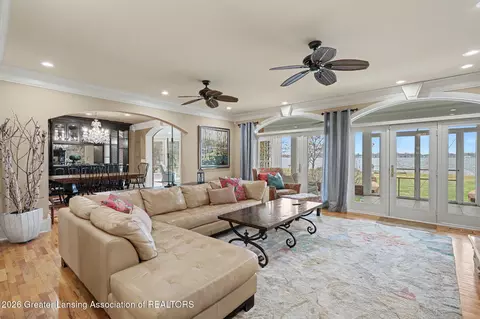 Living - 6123 Cottage Dr, Haslett, MI 48840 photo 1 of 5