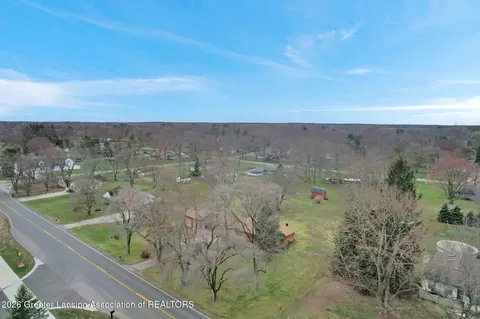 View/Area - 12349 Broadbent Rd, Lansing, MI 48917 photo 9 of 10