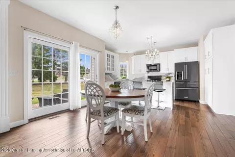 Dining - 2120 Walmar Dr, Lansing, MI 48917 photo 2 of 2