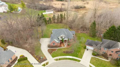 View/Area - 5610 Silverleaf Ct, Haslett, MI 48840 photo 2 of 5