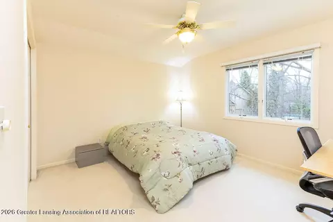 Bedroom - 5610 Silverleaf Ct, Haslett, MI 48840 photo 6 of 8