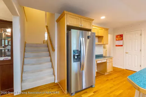 Kitchen - 5610 Silverleaf Ct, Haslett, MI 48840 photo 6 of 6