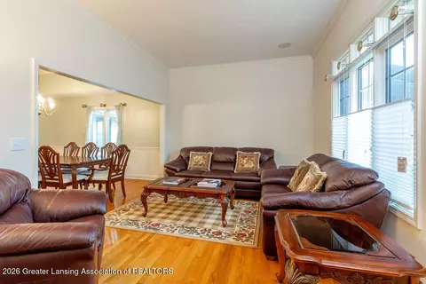 Living - 5610 Silverleaf Ct, Haslett, MI 48840 photo 1 of 4