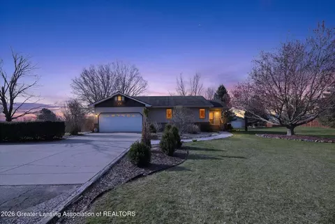 1681 W Lawrence Hwy, Charlotte, MI 48813