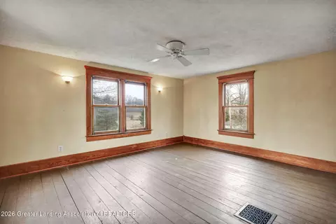 Bedroom - 8885 E Jones Rd, Bellevue, MI 49021 photo 2 of 4