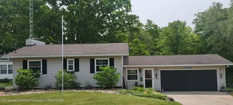 5121 Sunset Dr, Perrinton, MI 48871