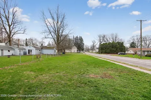 Exterior - 100 Munson St, Coldwater, MI 49036 photo 2 of 3