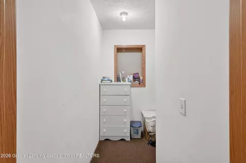 Entry Way - 100 Munson St, Coldwater, MI 49036 photo 3 of 4