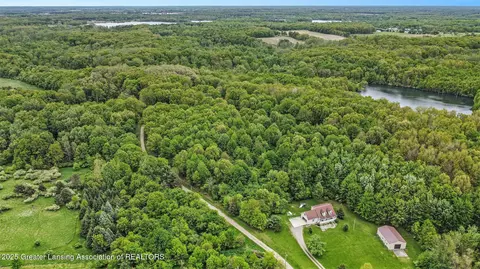 5025 S Saint Clair Rd, Saint Johns, MI 48879
