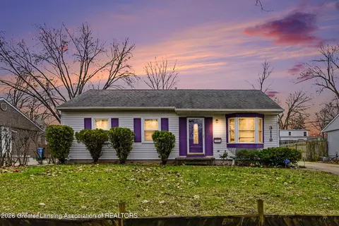 3119 Norwich Rd, Lansing, MI 48911
