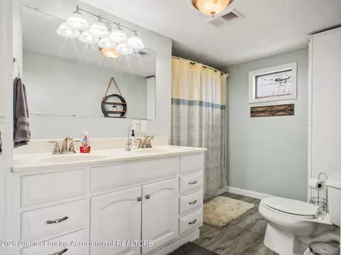 Bath - 6596 W Washington Rd, Ithaca, MI 48847 photo 1 of 1