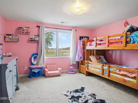 Bedroom - 6596 W Washington Rd, Ithaca, MI 48847 photo 2 of 3