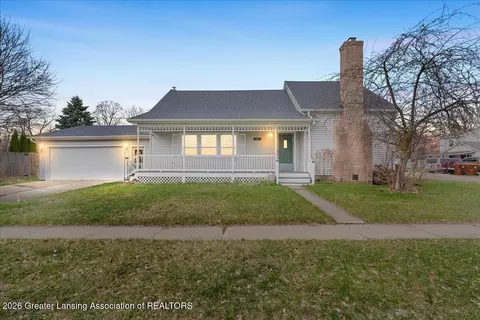 145 Elm St, Grand Ledge, MI 48837