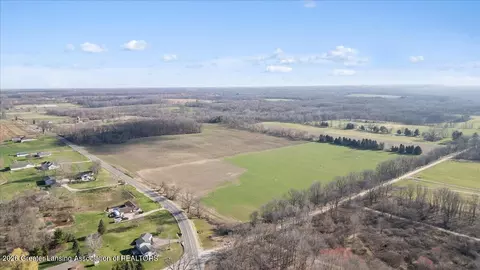 2 Hawley Highway, Saranac, MI 48881