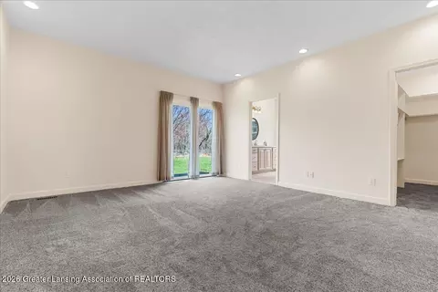 Bedroom - 5859 Sleight Rd, Bath, MI 48808 photo 4 of 4